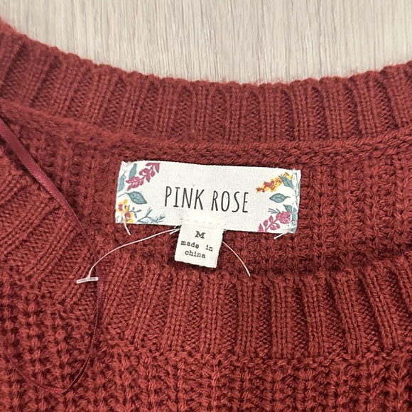 pink rose sweater - Picture 2 of 2